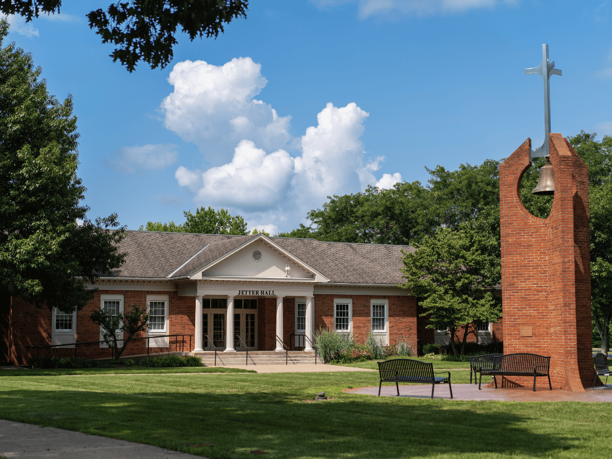 management MVNU Mount Vernon Nazarene University Jetter hall outside campus
