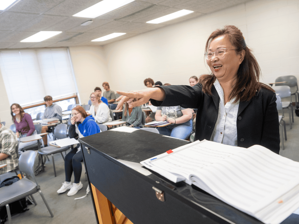 music MVNU Mount Vernon Nazarene University proffessor