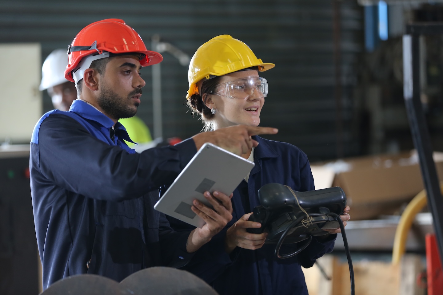 The factory engineer configures a complex production plant.