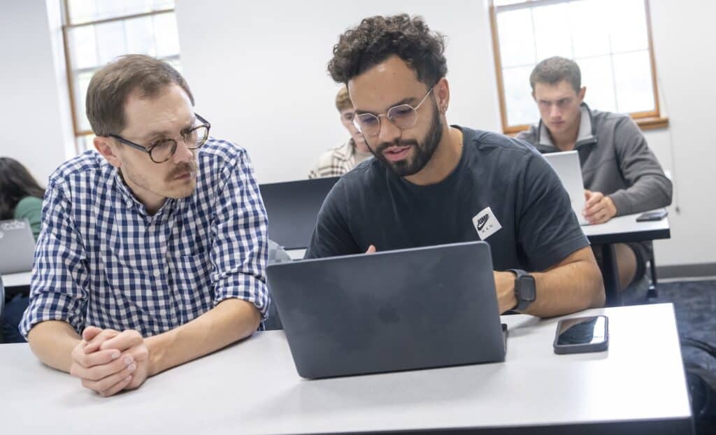 MVNU is pleased to announce the return of an in-person MBA, starting this fall. Much like those pictured here, students will be able to interact face-to-face one night a week. (Photo courtesy of Mount Vernon Nazarene University)