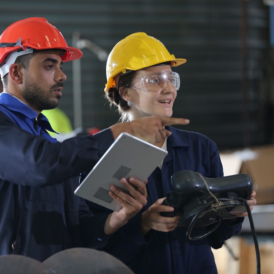 The factory engineer configures a complex production plant.